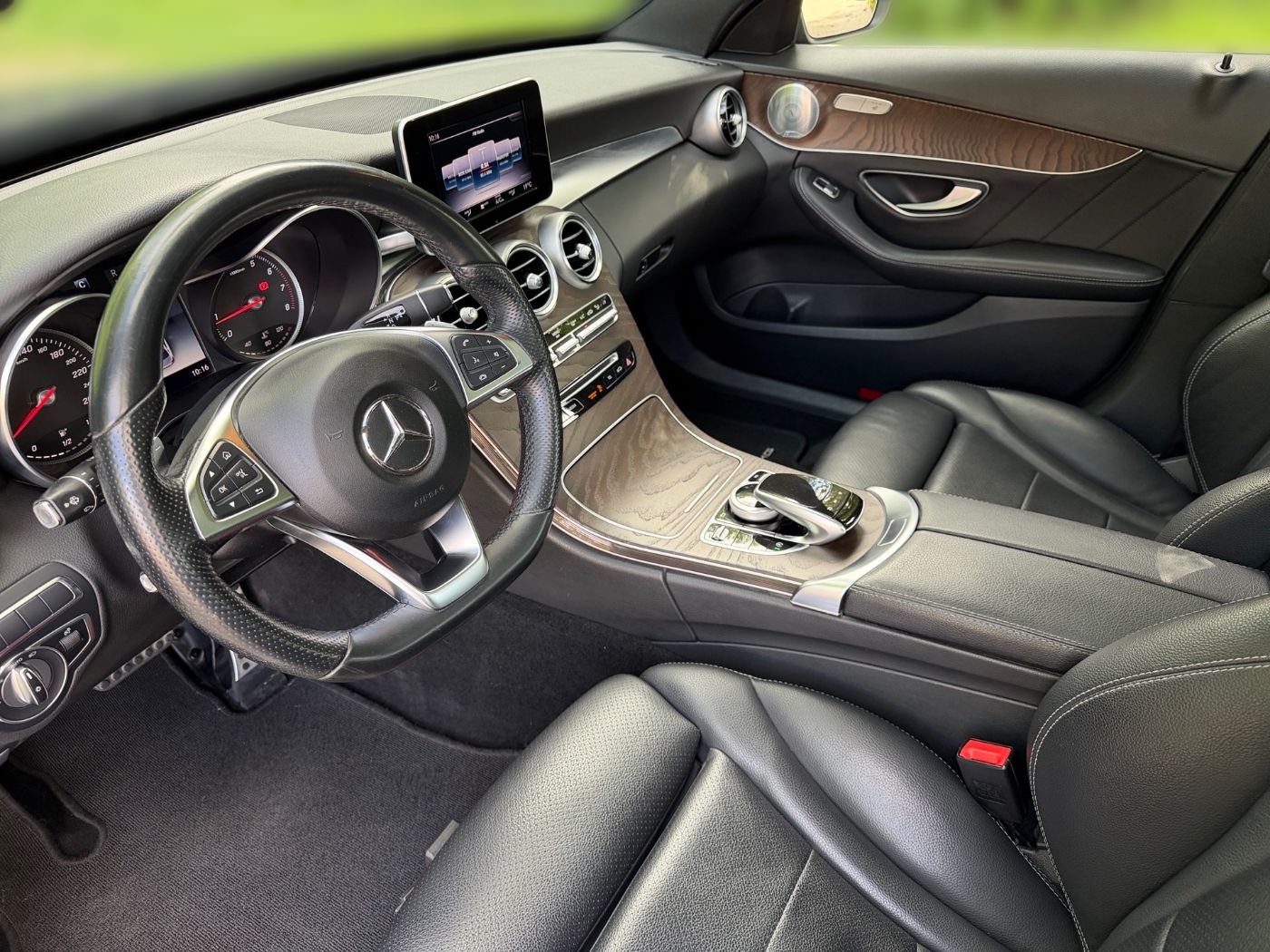 MERCEDES-BENZ C 200 AMG Line LM Navi Pano SportS. ParkAss Bild 7