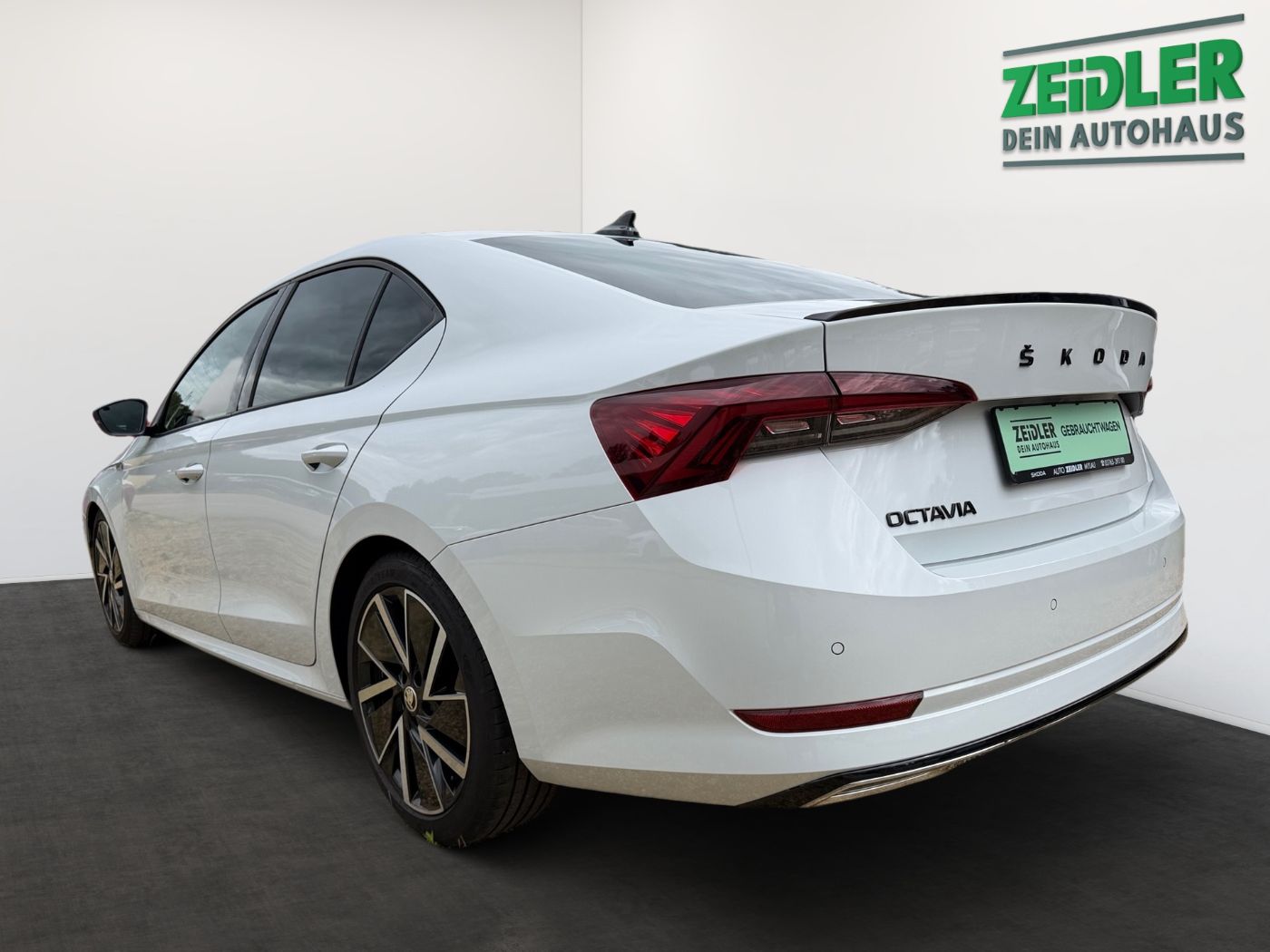 Škoda Octavia Sportline 1.5 TSI ACT e-TEC ACC Standheiz Bild 4