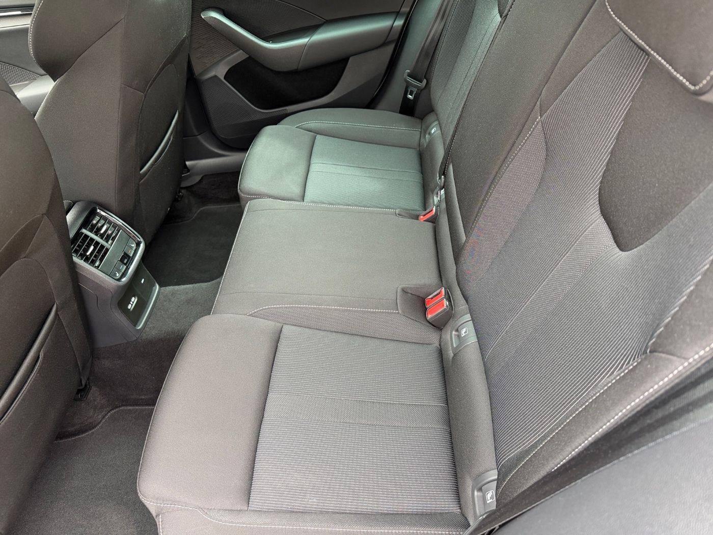 Škoda Octavia Sportline 1.5 TSI ACT e-TEC ACC Standheiz Bild 11
