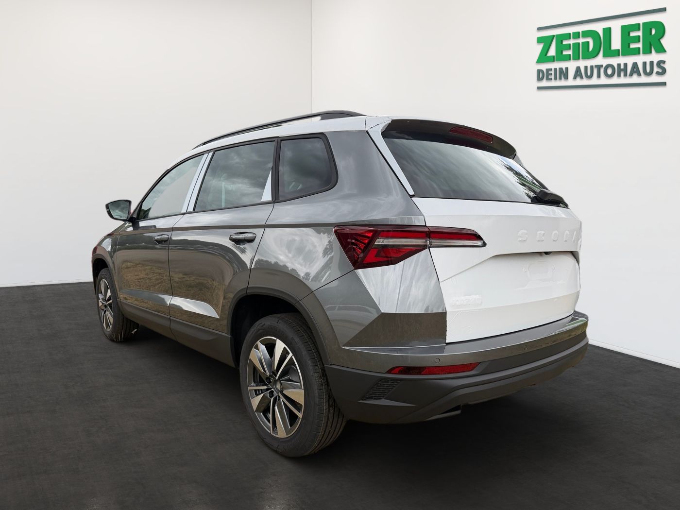 Škoda Karoq Balance 1.5 TSI ACT LM Navi Kam. 2xKlima Bild 4