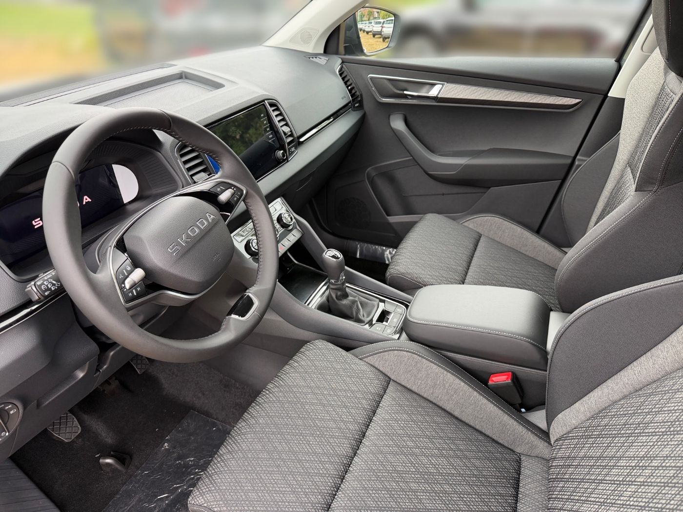 Škoda Karoq Balance 1.5 TSI ACT LM Navi Kam. 2xKlima Bild 7