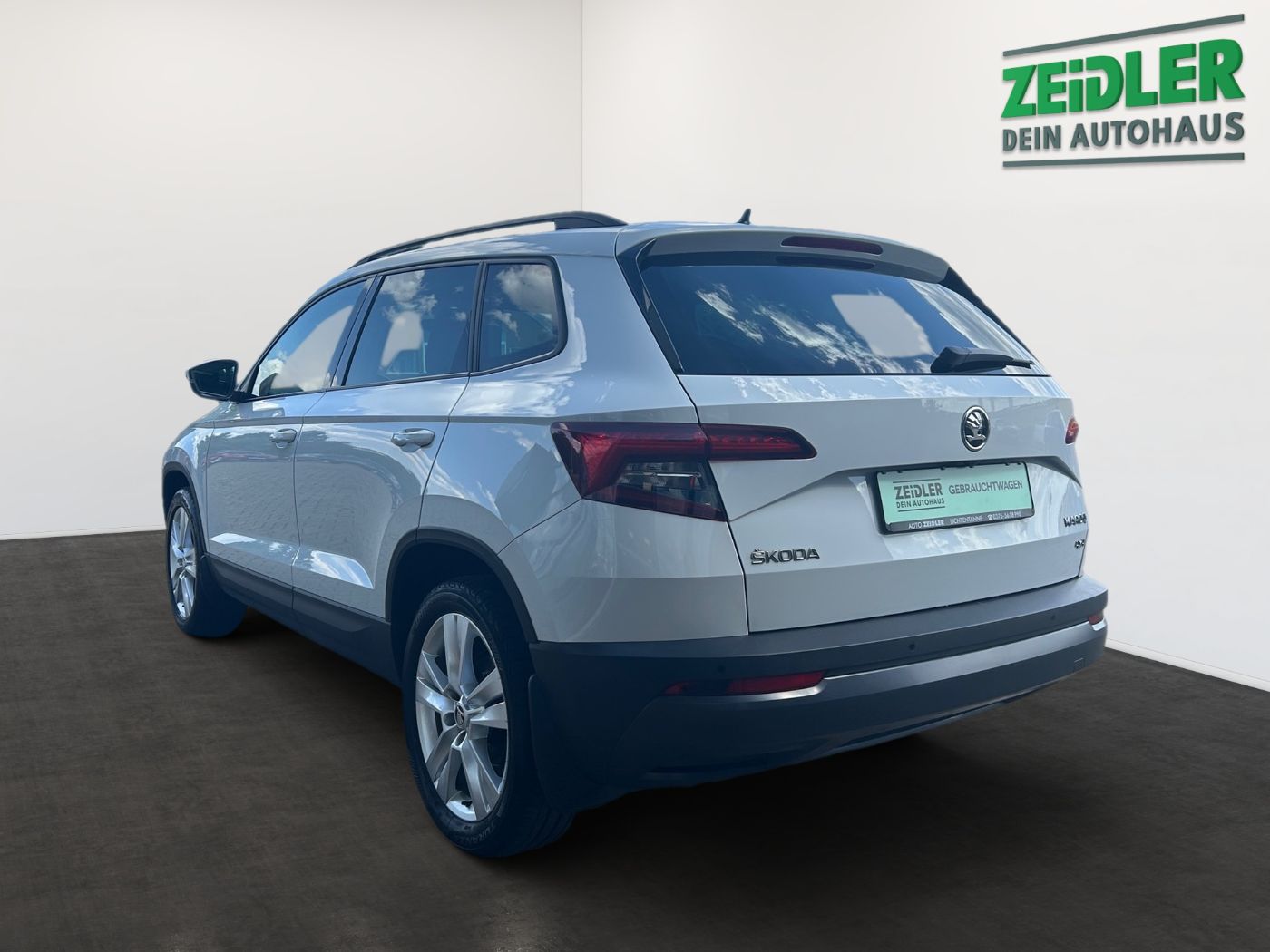 Škoda Karoq 2.0 TDI 4x4 Style LM Kam. 2xKlima AHK Bild 4