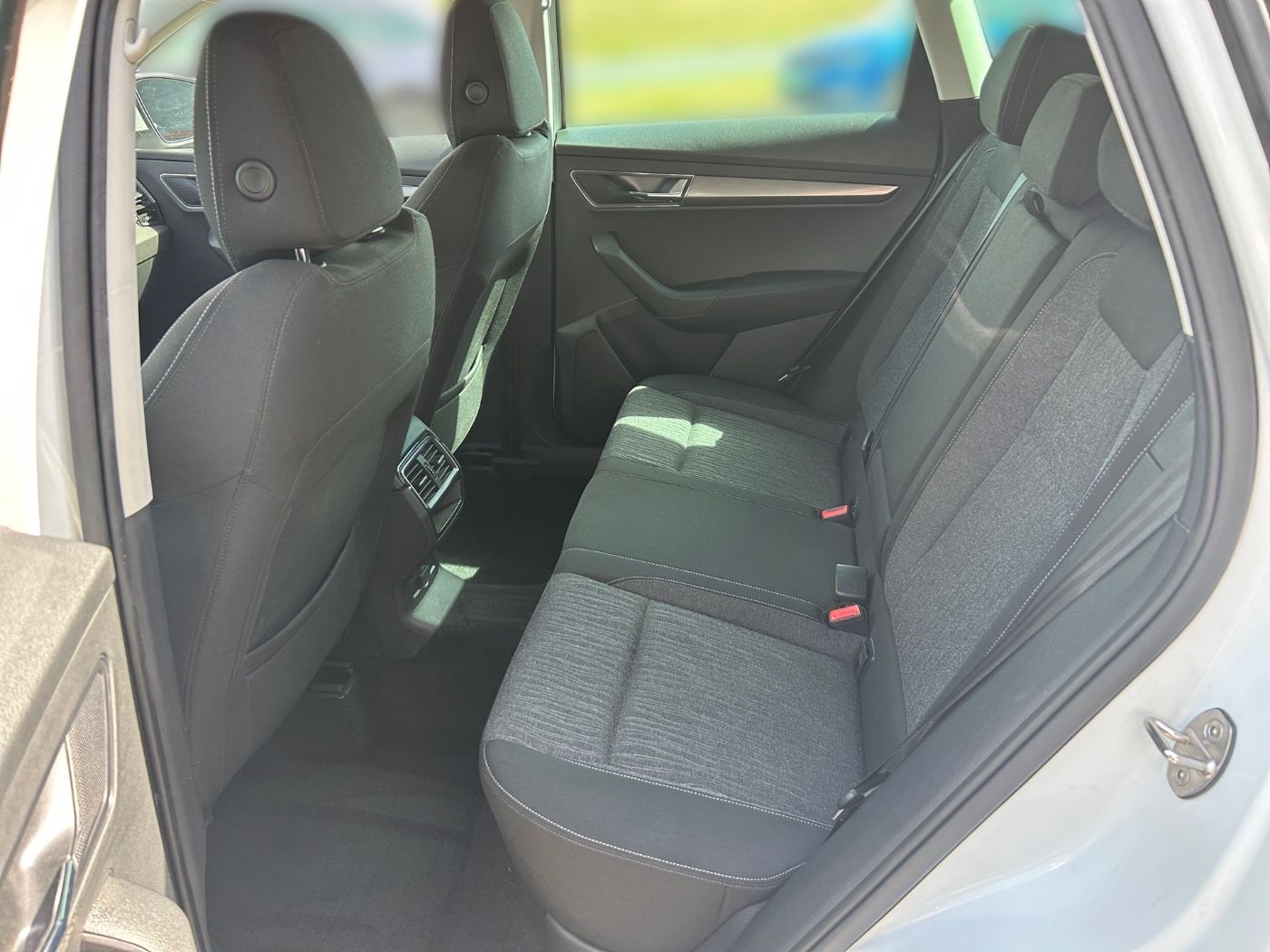 Škoda Karoq 2.0 TDI 4x4 Style LM Kam. 2xKlima AHK Bild 11