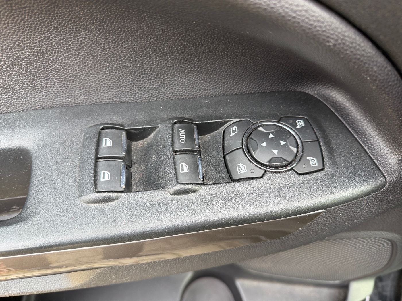 Ford EcoSport 1.0 EcoBoost Cool &amp; Connect LM Navi PDC Bild 13