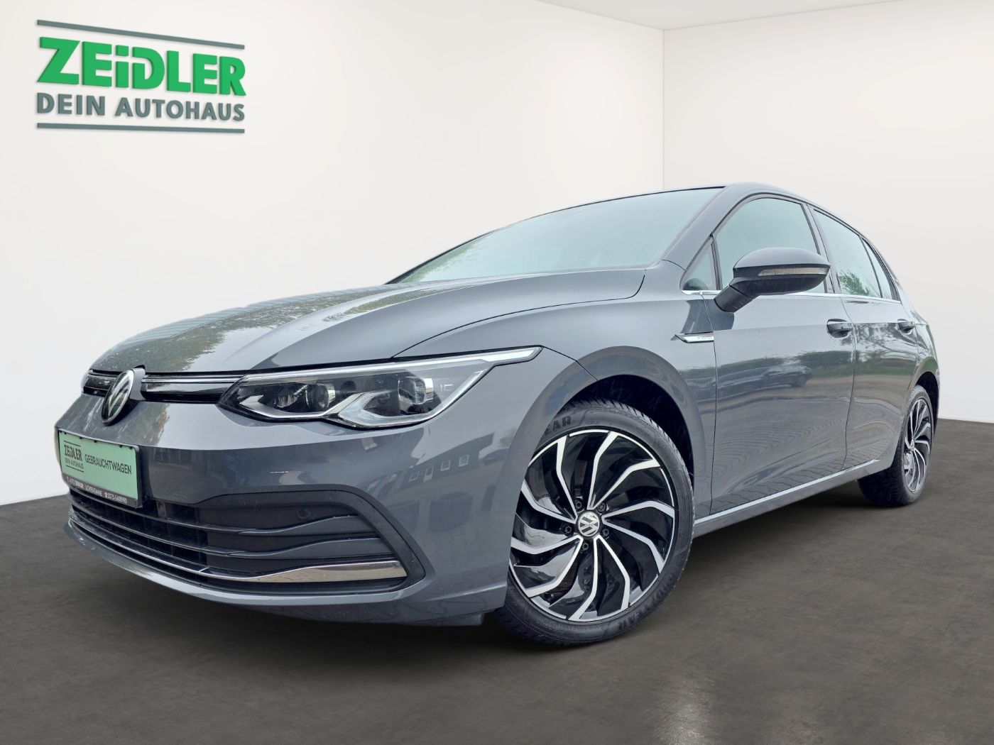 VW Golf VIII 1.5 TSI Style LM Navi Pano SportS. ACC