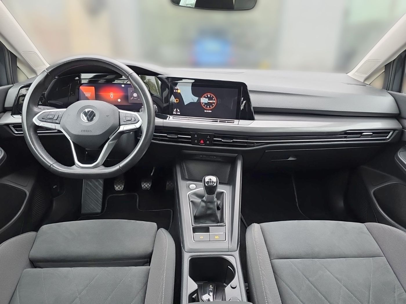 VW Golf VIII 1.5 TSI Style LM Navi Pano SportS. ACC Bild 17