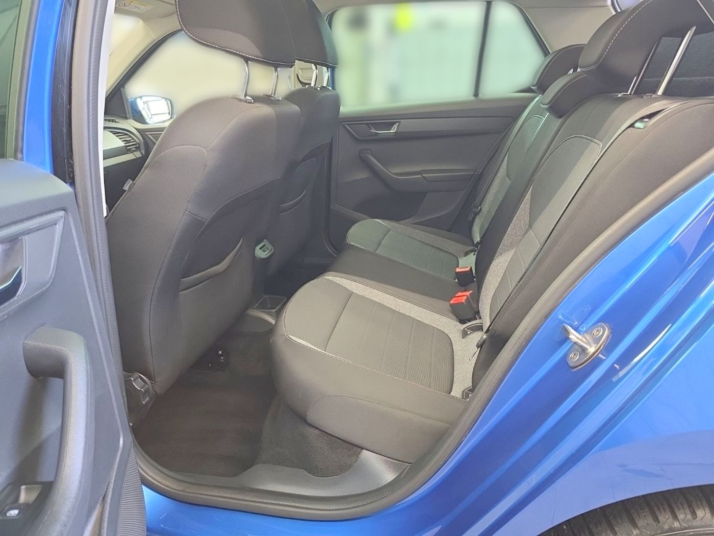 Skoda Fabia Drive Best of 1,0 TSI LM Pano Kam. ACC PDC Bild 15