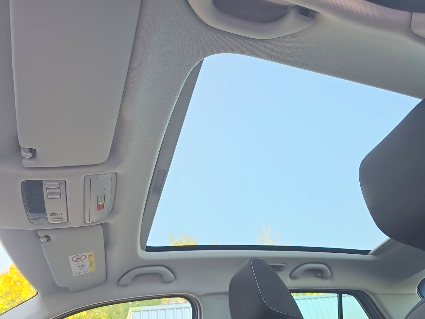 Skoda Fabia Drive Best of 1,0 TSI LM Pano Kam. ACC PDC Bild 14