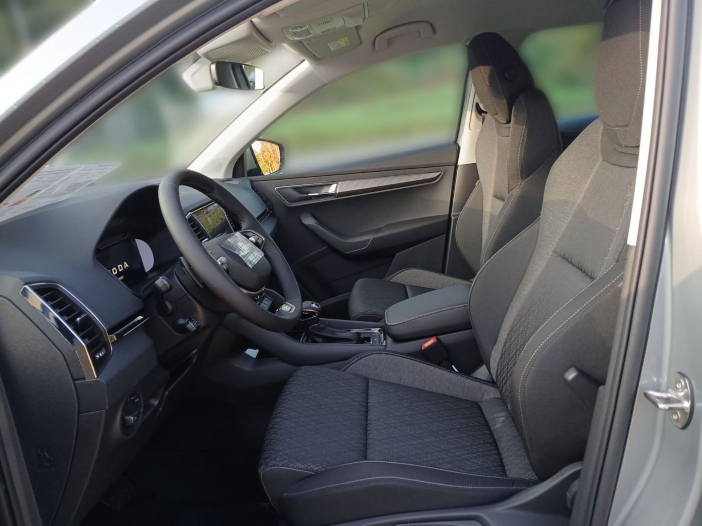Skoda Karoq Balance 1.5 TSI ACT DSG Navi Kam. 2xKlima Bild 7