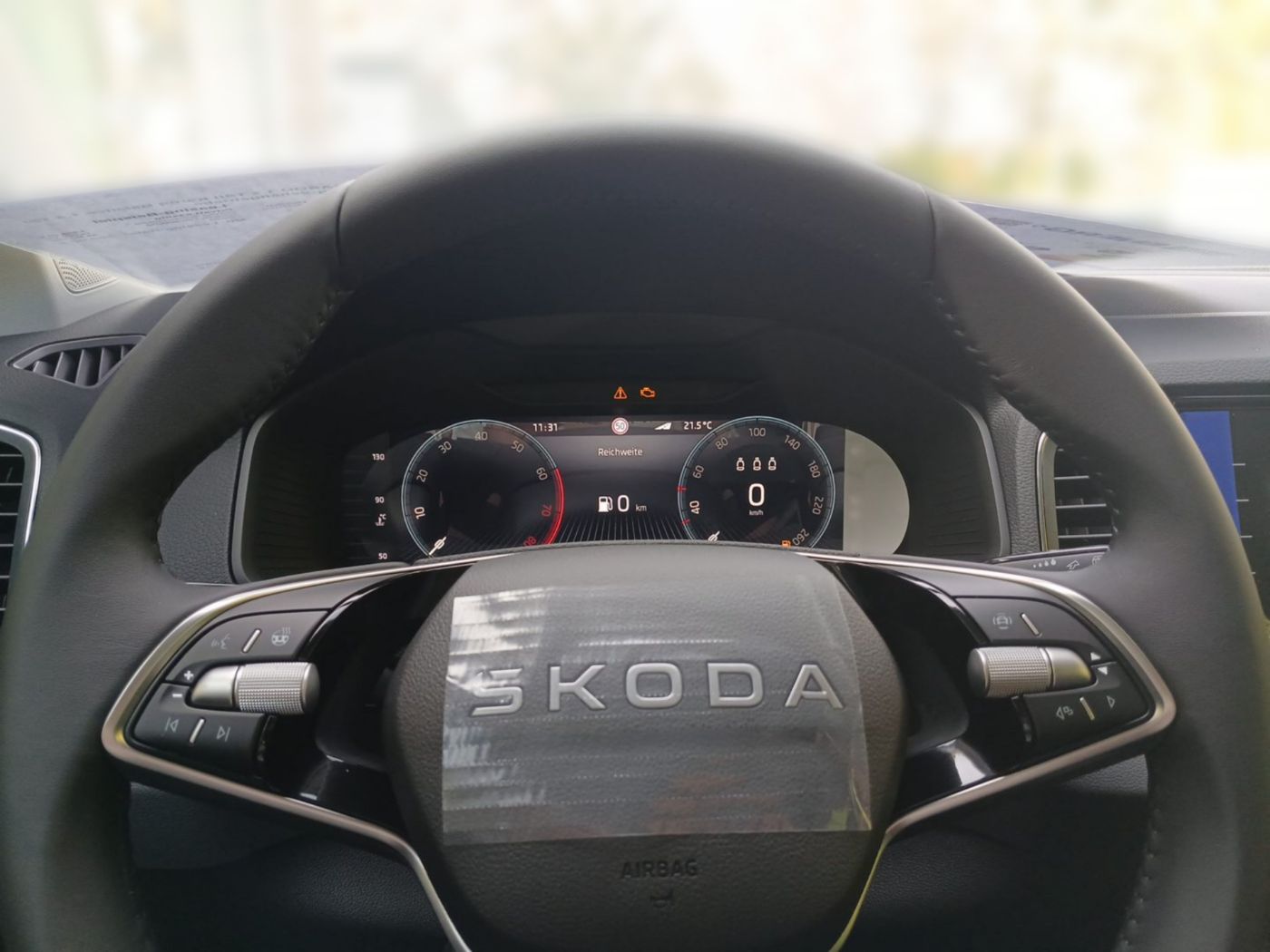 Skoda Karoq 1.5 TSI ACT Balance Navi Kam. 2xKlima AHK Bild 8