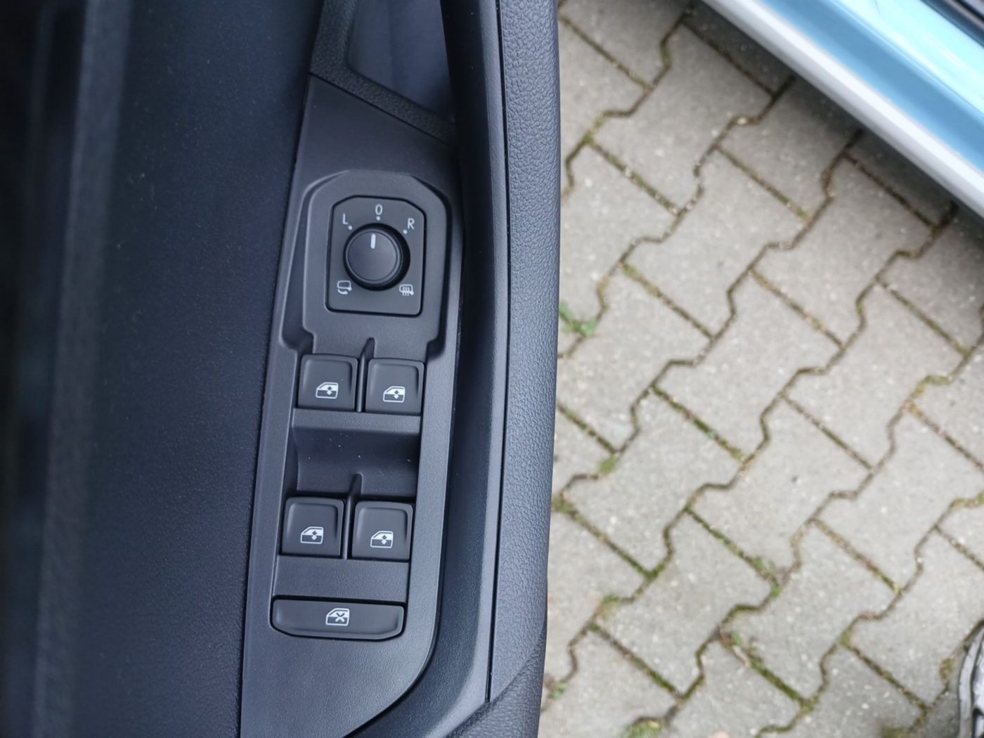 Skoda Karoq Sportline 1.5 TSI DSG Navi SportS. Kam. Bild 13