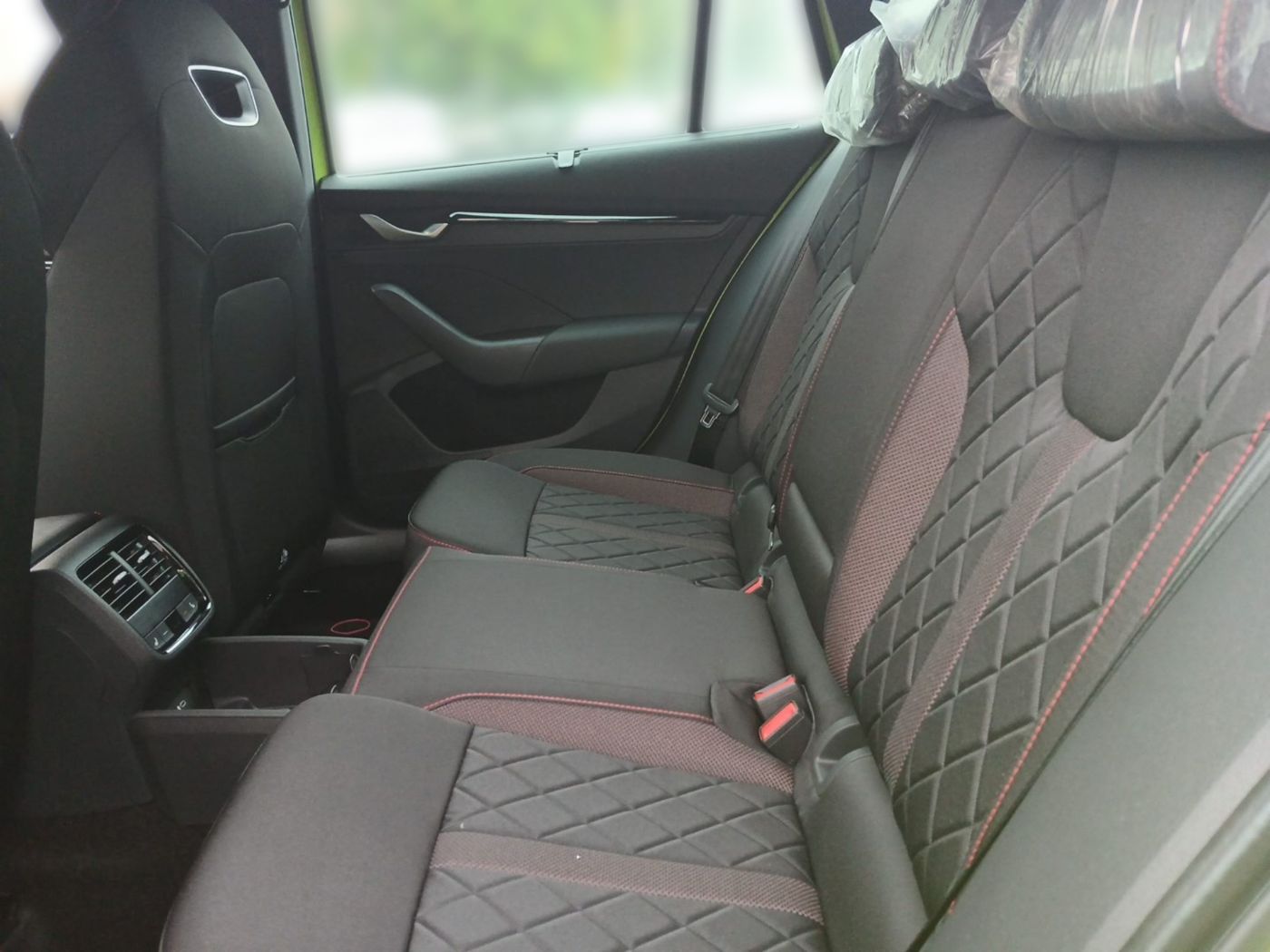 Skoda Octavia Combi RS 2.0 TSI LM Navi SportS. Kam. Bild 11