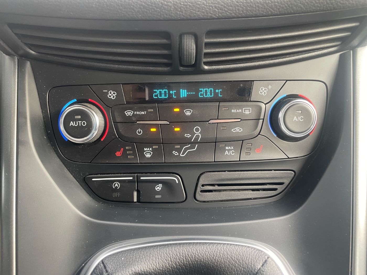 Ford Kuga 1.5 EcoBoost Cool &amp; Connect Navi SportS. Bild 12