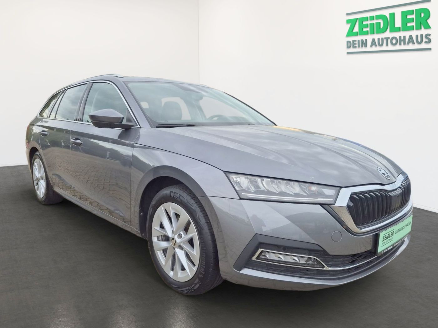 Skoda Octavia Combi 1.5 TSI ACT Style LM Navi 2xKlima Bild 2