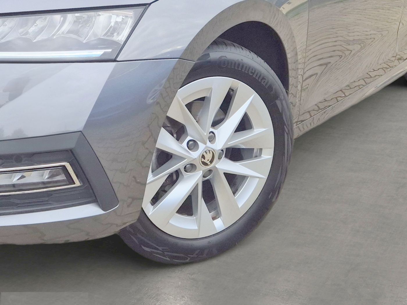 Skoda Octavia Combi 1.5 TSI ACT Style LM Navi 2xKlima Bild 6