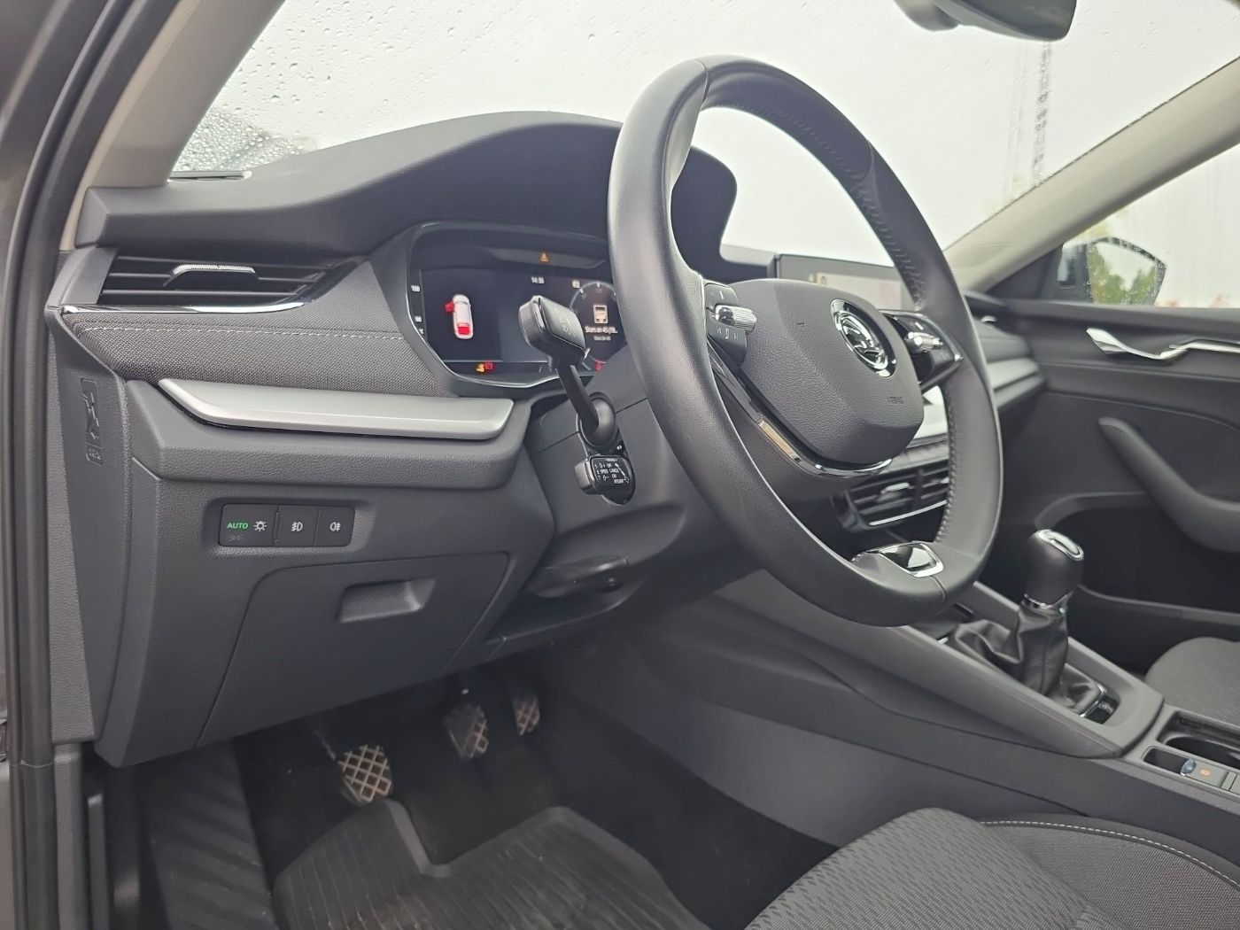 Skoda Octavia Combi 1.5 TSI ACT Style LM Navi 2xKlima Bild 16
