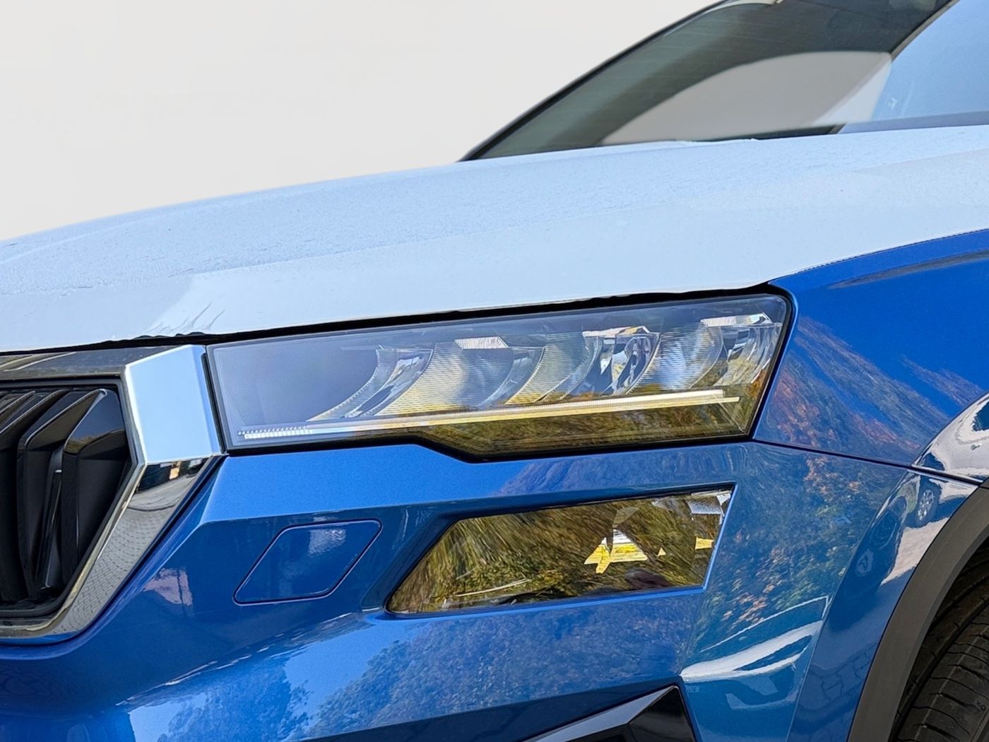 Skoda Karoq Selection 1.5 TSI ACT Navi 2xKlima AHK LED Bild 5