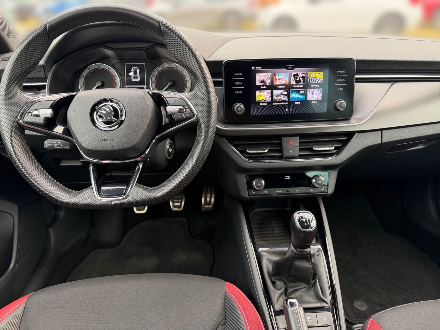 Skoda Kamiq 1.5 TSI Monte Carlo LM Pano 2xKlima ACC AHK Bild 10