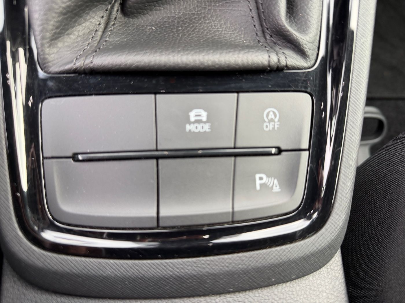 Skoda Kamiq 1.5 TSI Monte Carlo LM Pano 2xKlima ACC AHK Bild 17