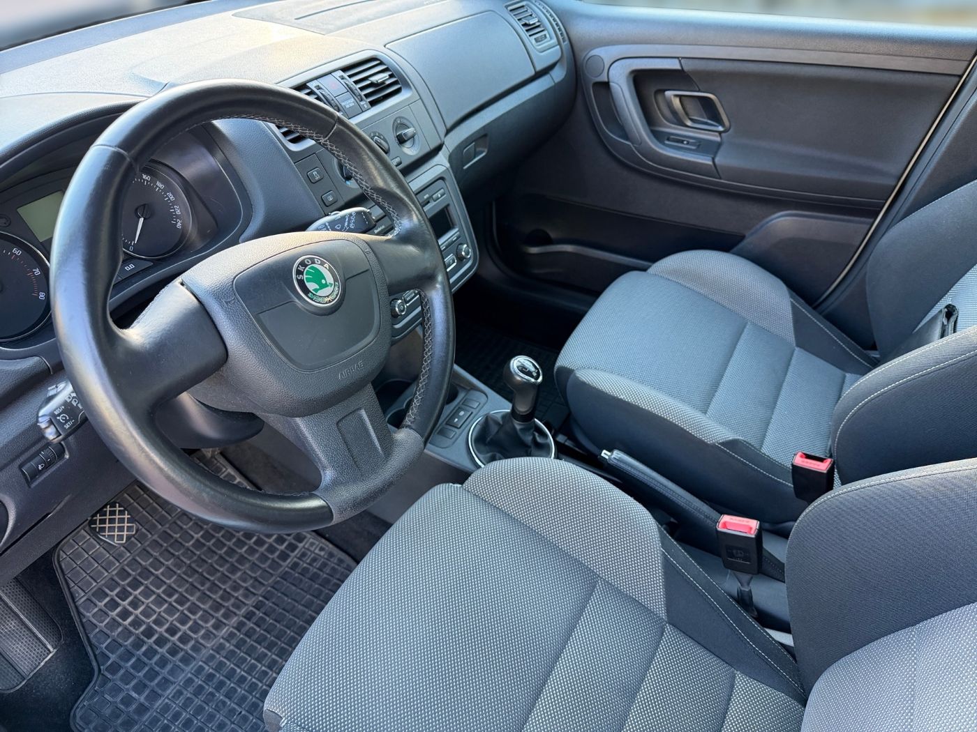 Skoda Fabia 1.2 TSI Sport SportS. PDC Klima WR Bild 7