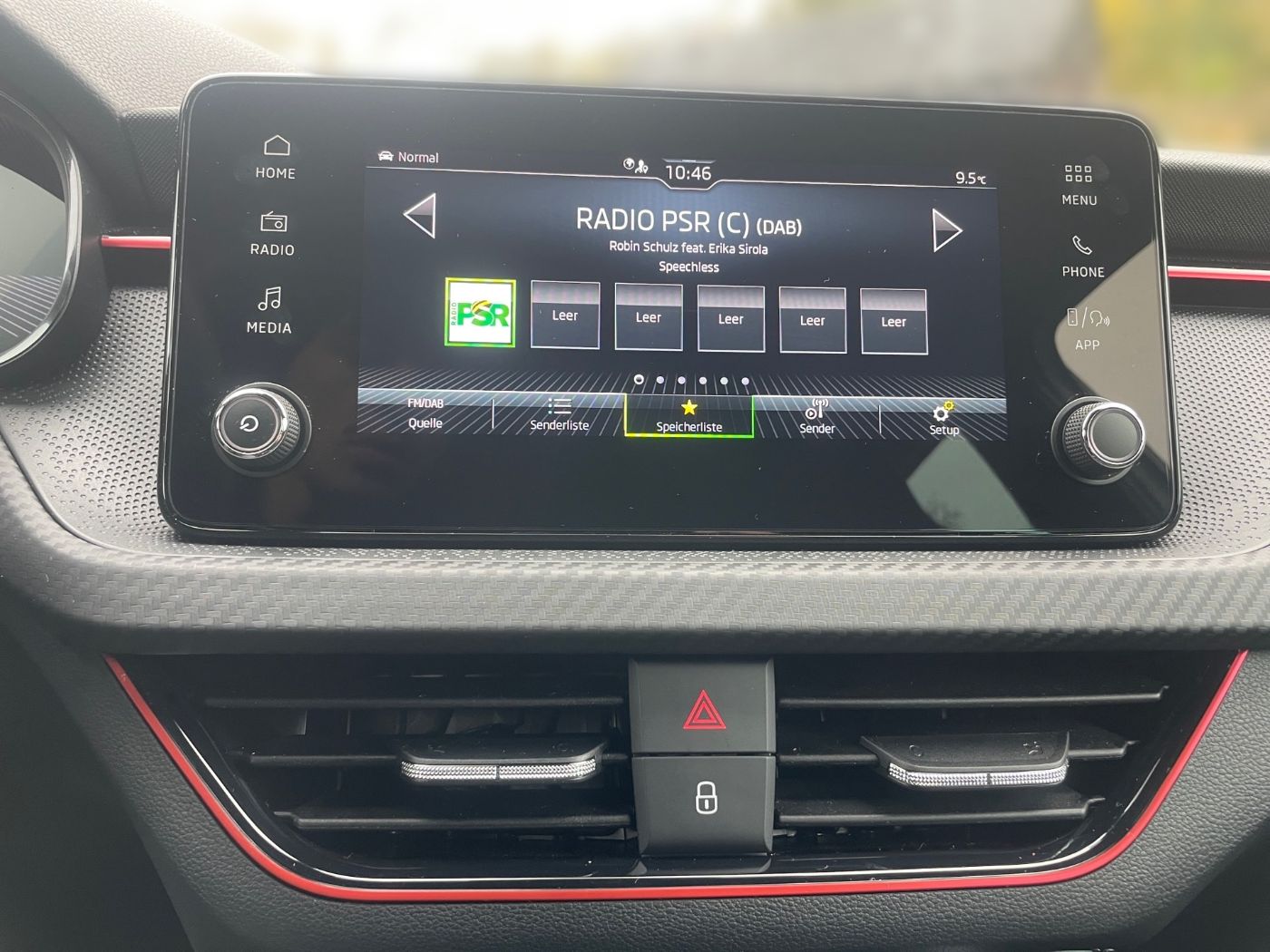 Skoda Kamiq 1.5 TSI Monte Carlo PanoSportS. Kam.LED AHK Bild 9