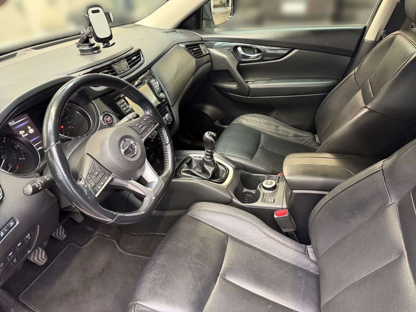 Nissan X-Trail 2.0 dCi Tekna 4x4 LM Navi Pano Kam. AHK Bild 7