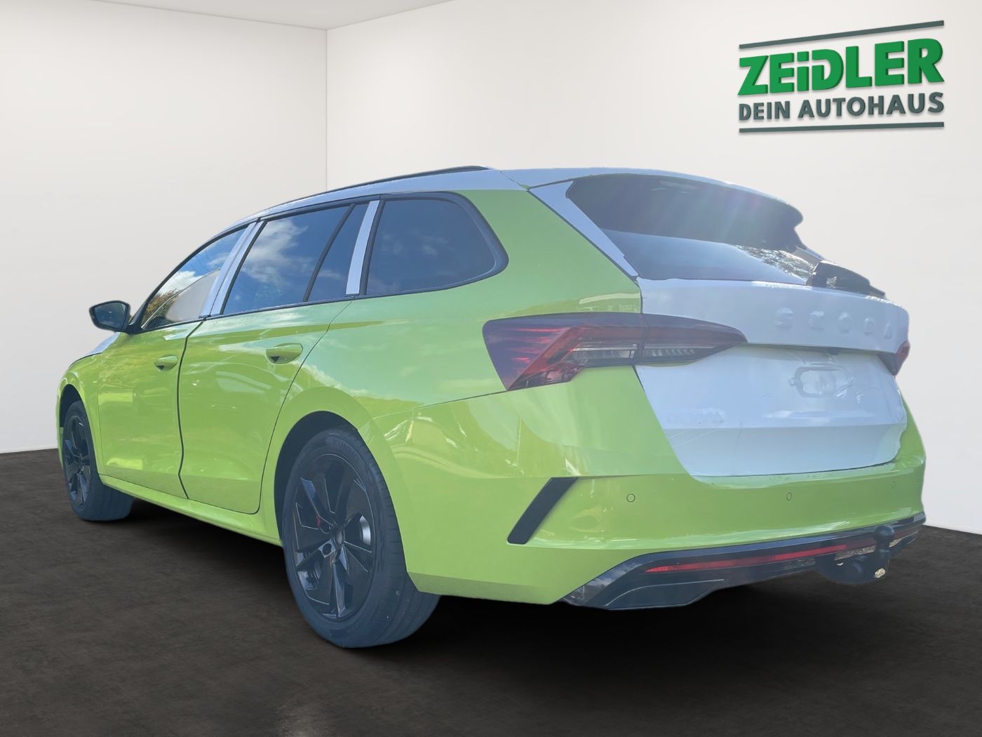 Skoda Octavia Combi RS 2,0 TSI LM Navi SportS. Kam. 360 Bild 4