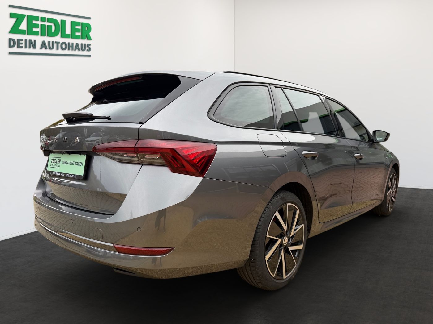 Skoda Octavia Combi Clever 1.5 TSI ACT Navi Kam. AHK Bild 3