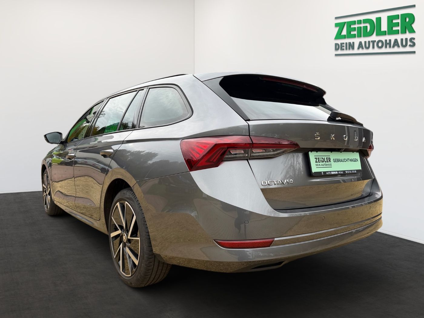 Skoda Octavia Combi Clever 1.5 TSI ACT Navi Kam. AHK Bild 4