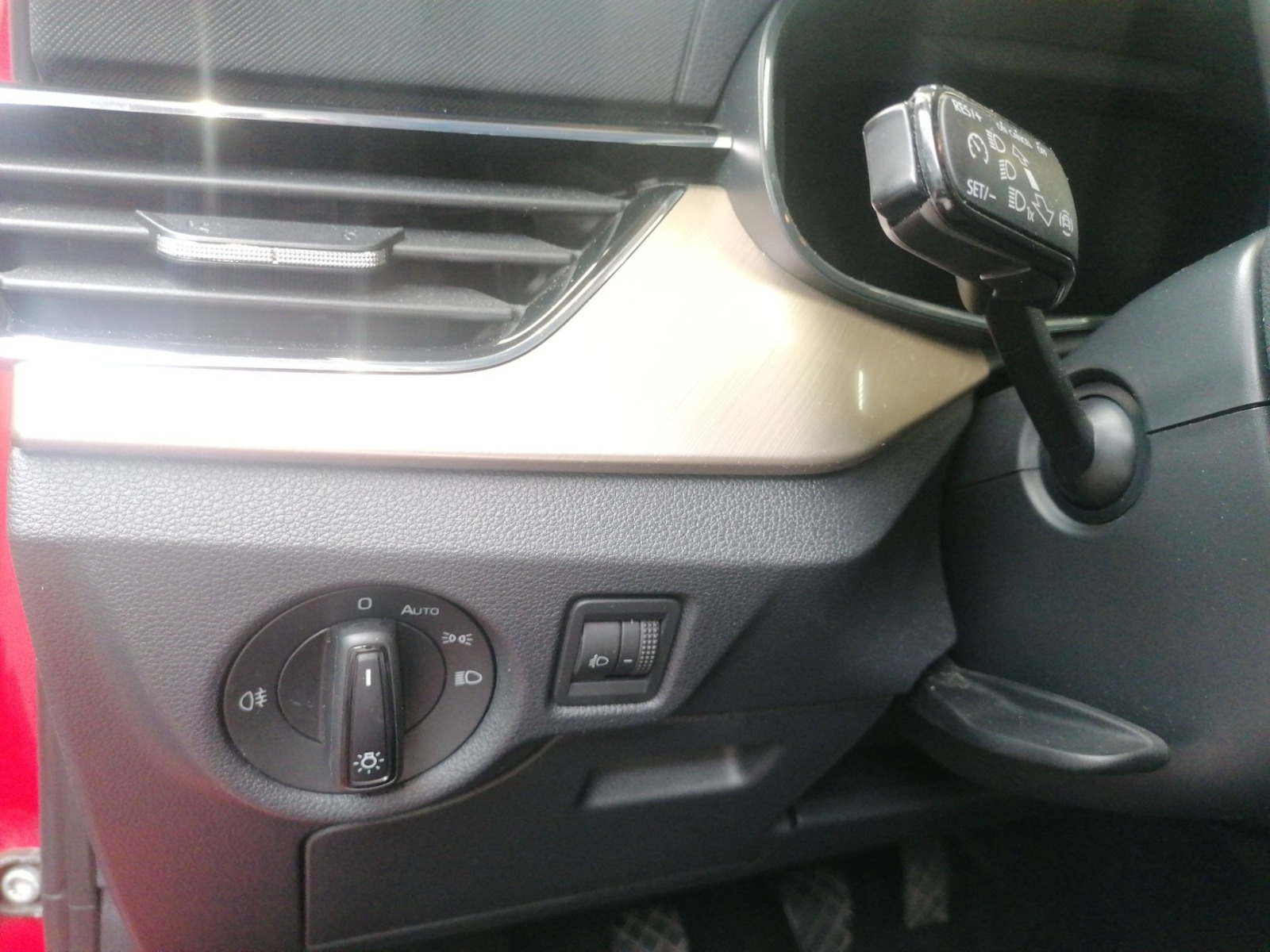 Skoda Kamiq 1.0 TSI Style ALU KA LED NAVI SHZ TOUCH VC Bild 14