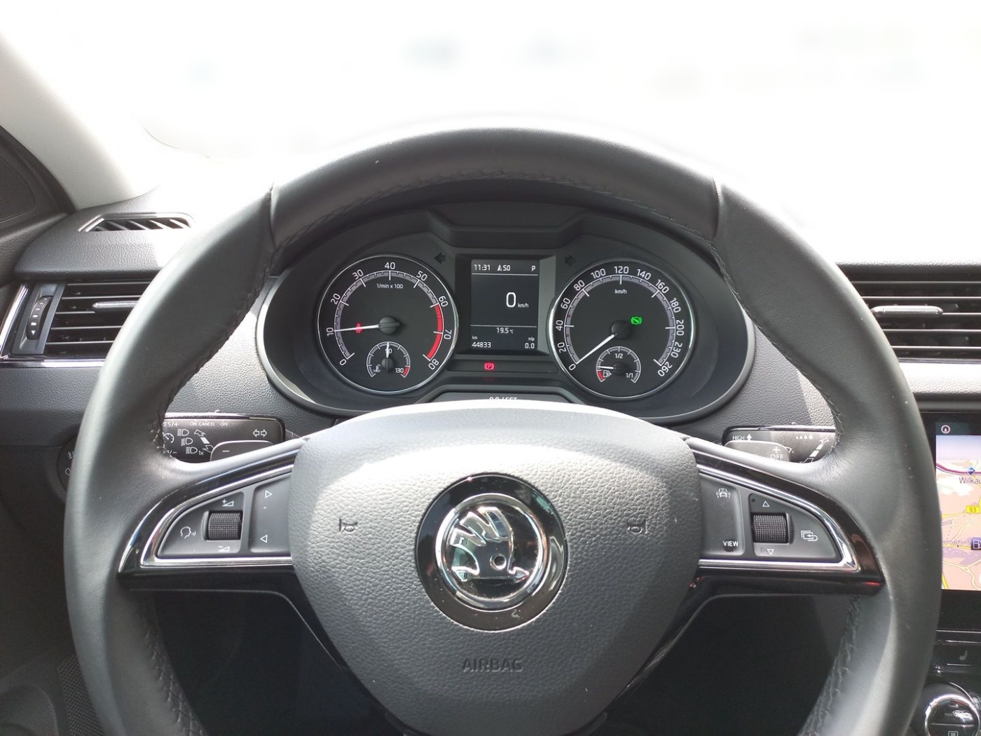 Skoda Octavia III Combi 1.0 TSI DSG Clever NAVI STHZ Bild 10