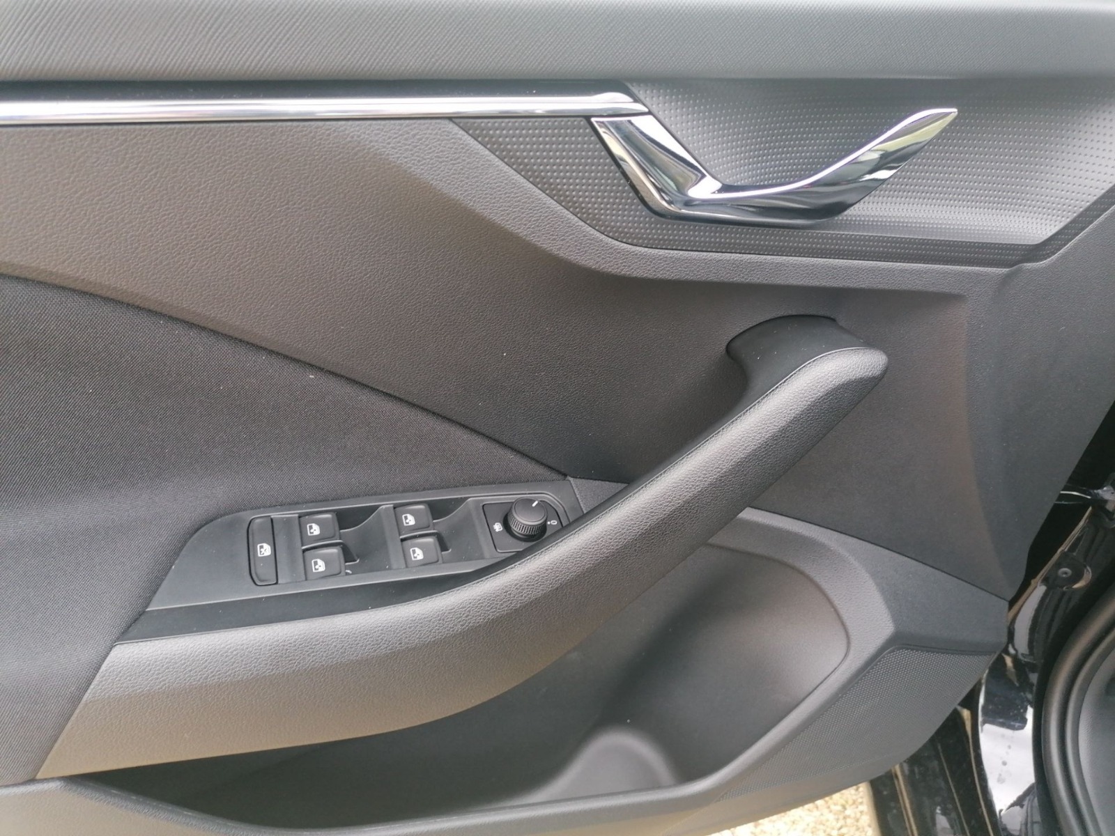 SKODA Scala 1.5 TSI DSG Tour ACC DAB LED PDC RFK SHZ Bild 13