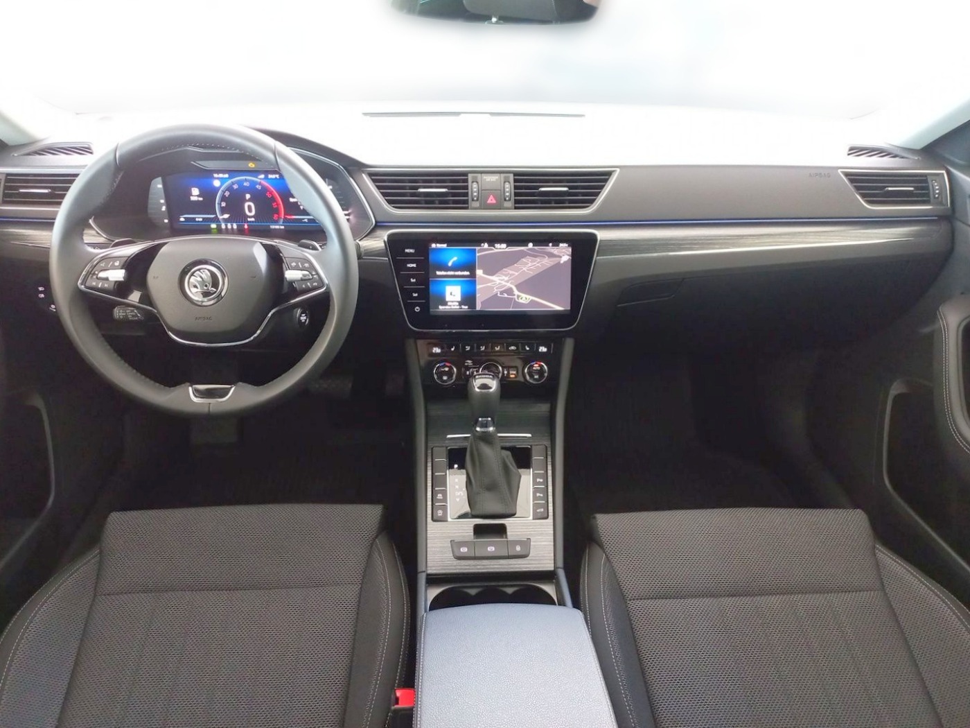 SKODA Superb Combi 2.0 TDI DSG Style AHK ACC LED NAVI Bild 13
