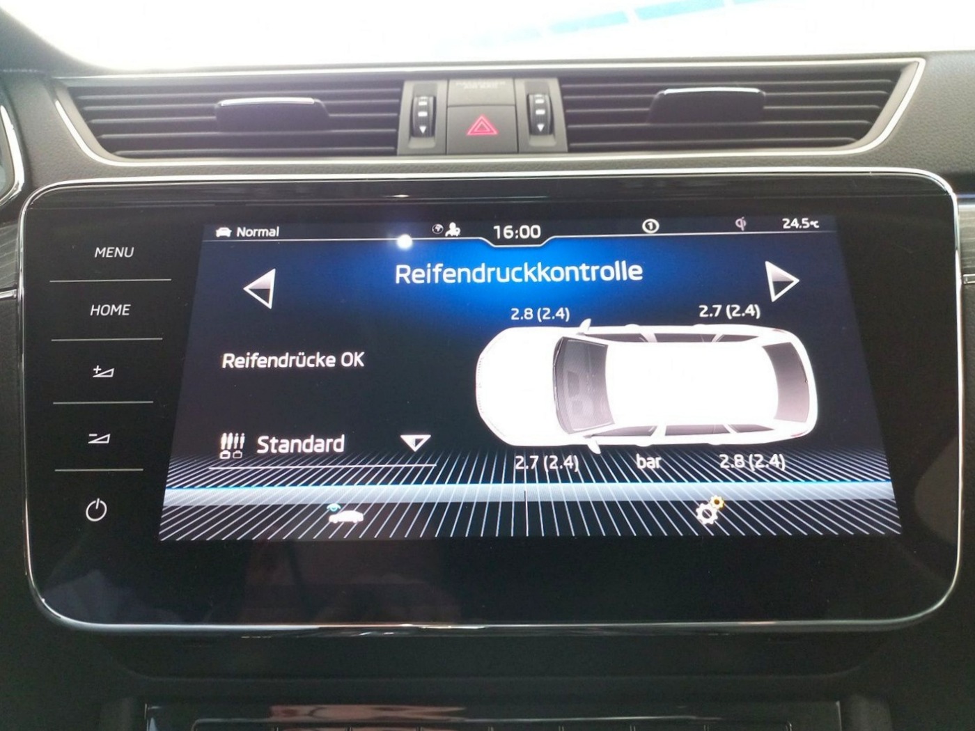 SKODA Superb Combi 2.0 TDI DSG Style AHK ACC LED NAVI Bild 15