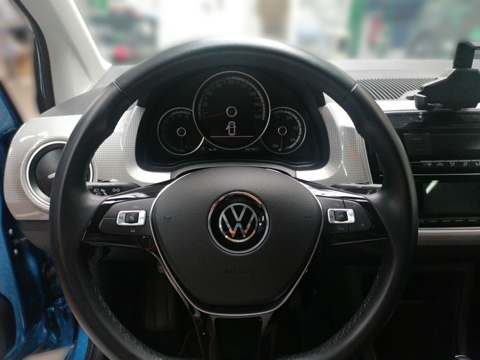 VW e-UP! 32,3 kWh ALU CCS BLUETOOTH KLIMA RFK PDC Bild 12