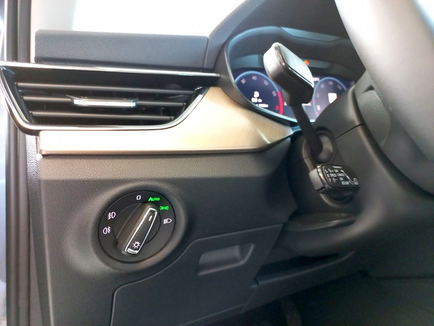 SKODA Kamiq 1.0 TSI Style ACC DAB LED LHZ PDC RFK SHZ Bild 11
