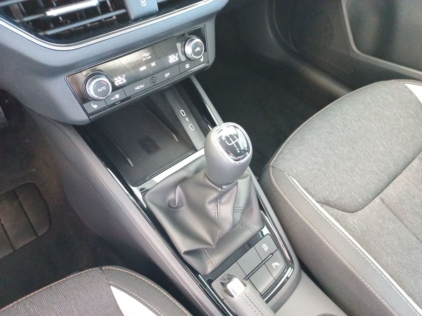 SKODA Kamiq 1.0 TSI Style ACC DAB LED LHZ PDC RFK SHZ Bild 18