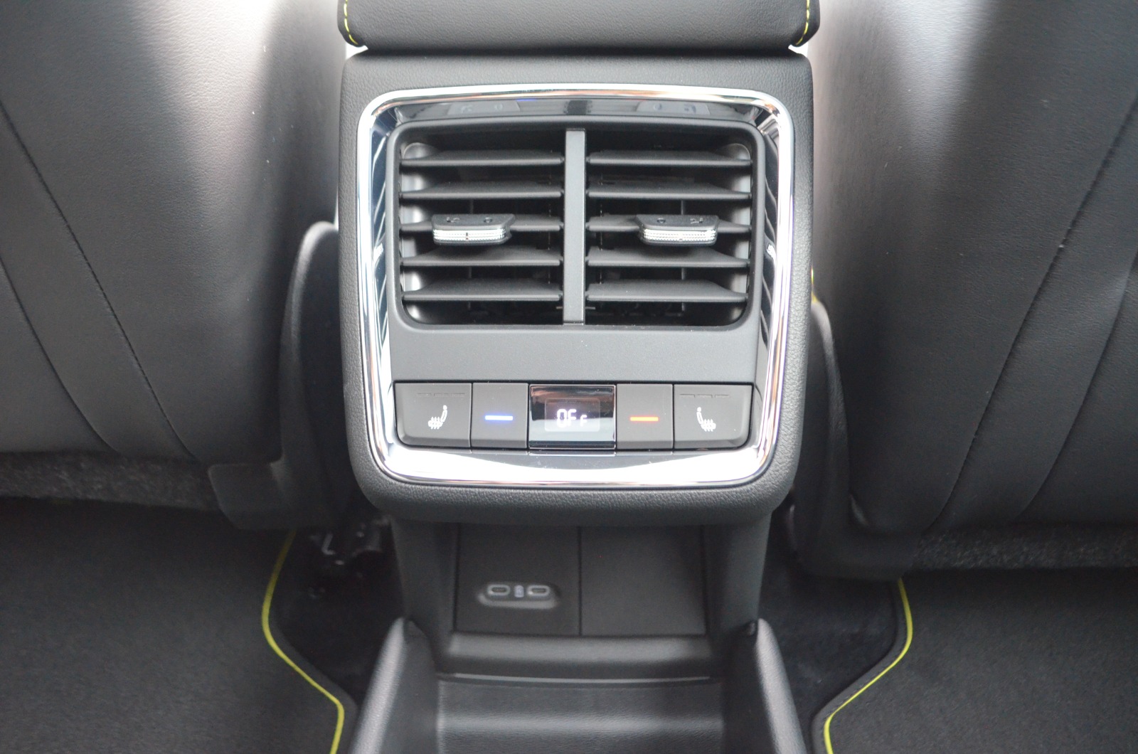 Skoda Enyaq Coup iV RS 4x4 ACC MATRIX PANO SOUND WP Bild 12