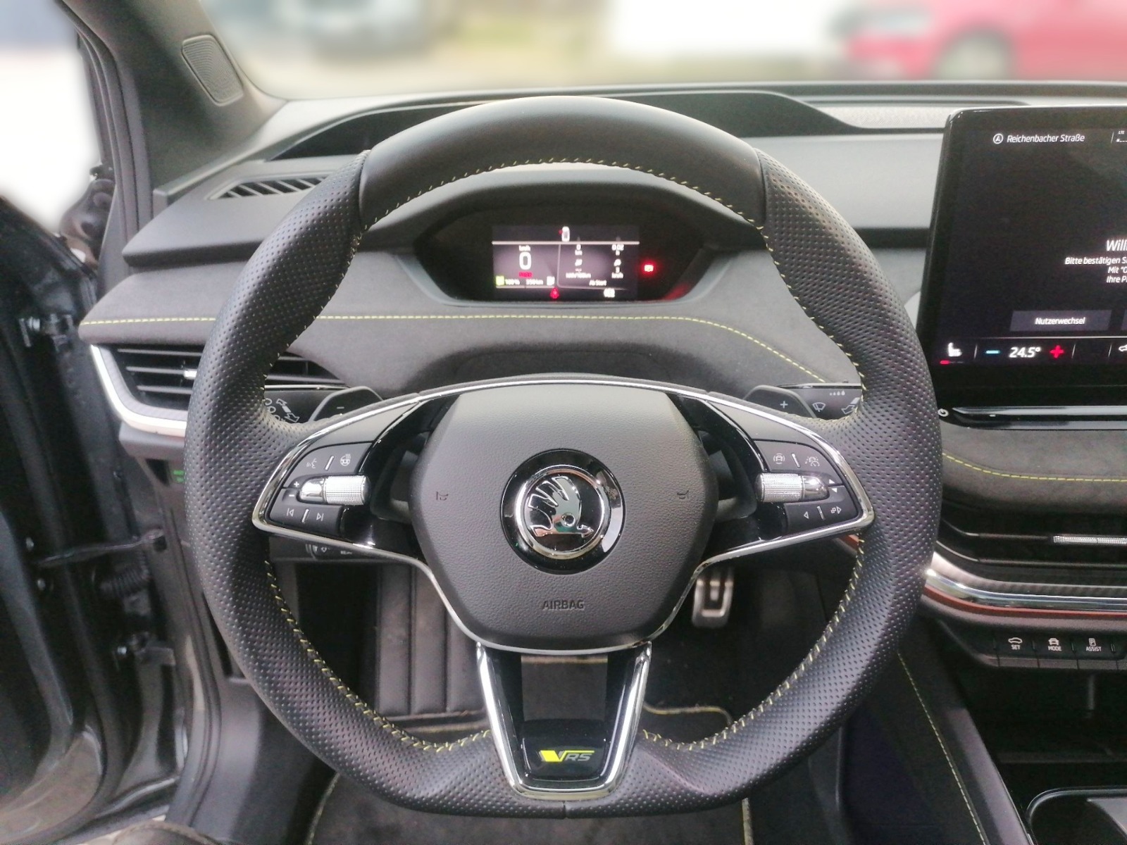 Skoda Enyaq Coup iV RS 4x4 ACC MATRIX PANO SOUND WP Bild 16