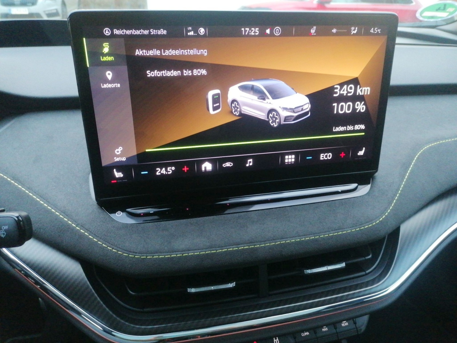Skoda Enyaq Coup iV RS 4x4 ACC MATRIX PANO SOUND WP Bild 23