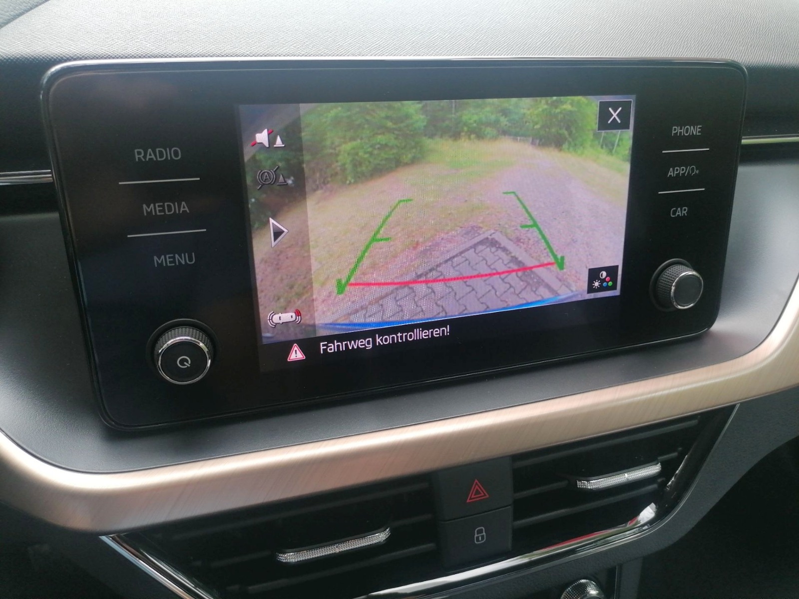 SKODA Kamiq 1.0 TSI Style ACC DAB KA LED LHZ RFK SHZ Bild 18