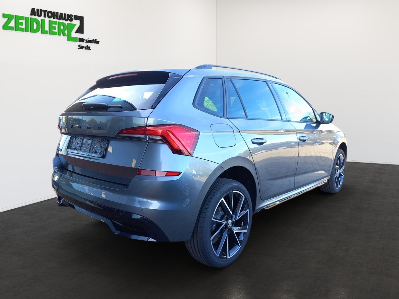 Škoda Kamiq 1.5 TSI DSG Monte Carlo DAB NAVI PANO RFK Bild 3