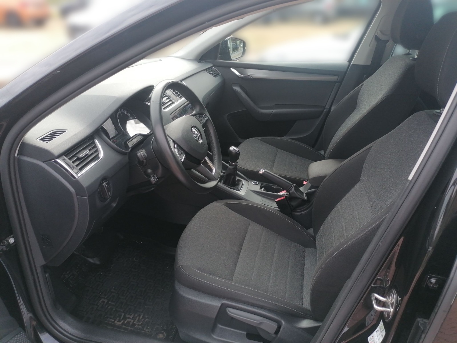 Skoda Octavia Combi 1.5 TSI Soleil ACC KA LED NAVI RFK Bild 10