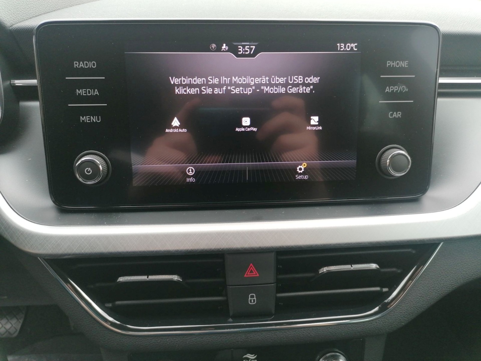 Skoda Kamiq 1.0 TSI Tour ALU DAB KA PDC SHZ TOUCH Bild 14