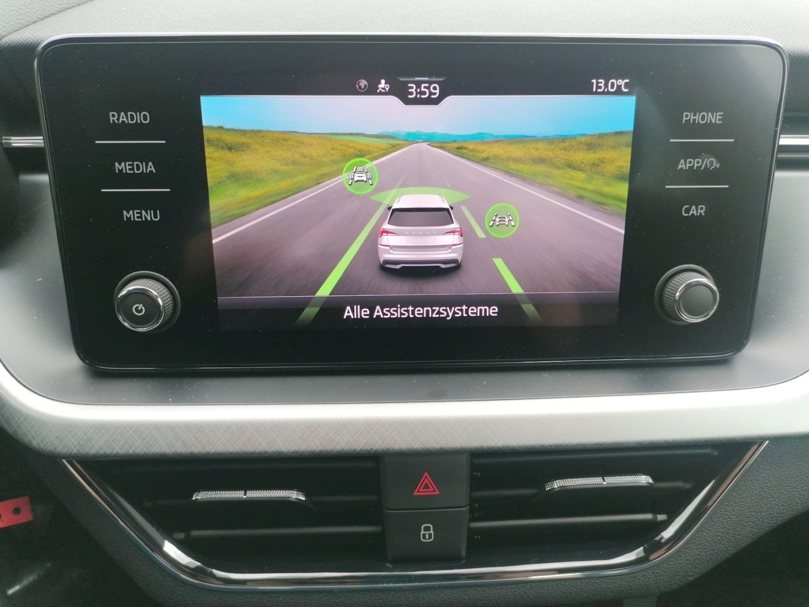 Skoda Kamiq 1.0 TSI Tour ALU DAB KA PDC SHZ TOUCH Bild 15