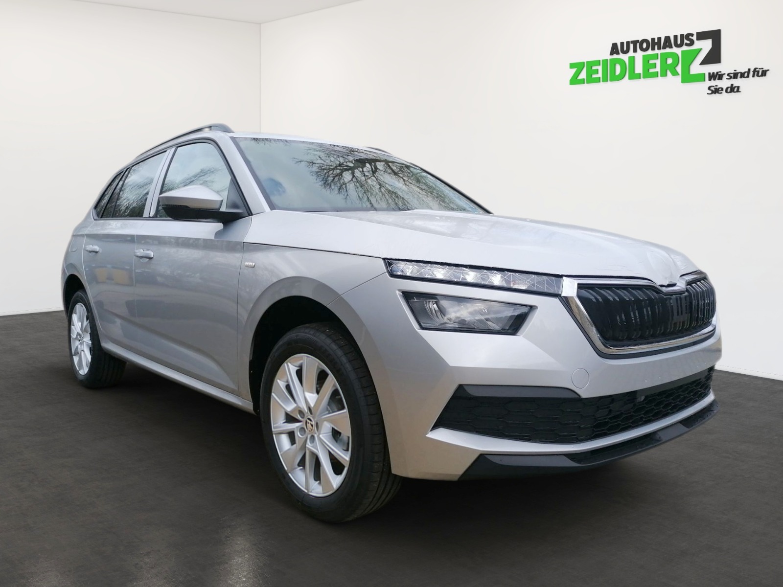 Skoda Kamiq 1.0 TSI Tour ALU DAB KA PDC SHZ TOUCH Bild 2