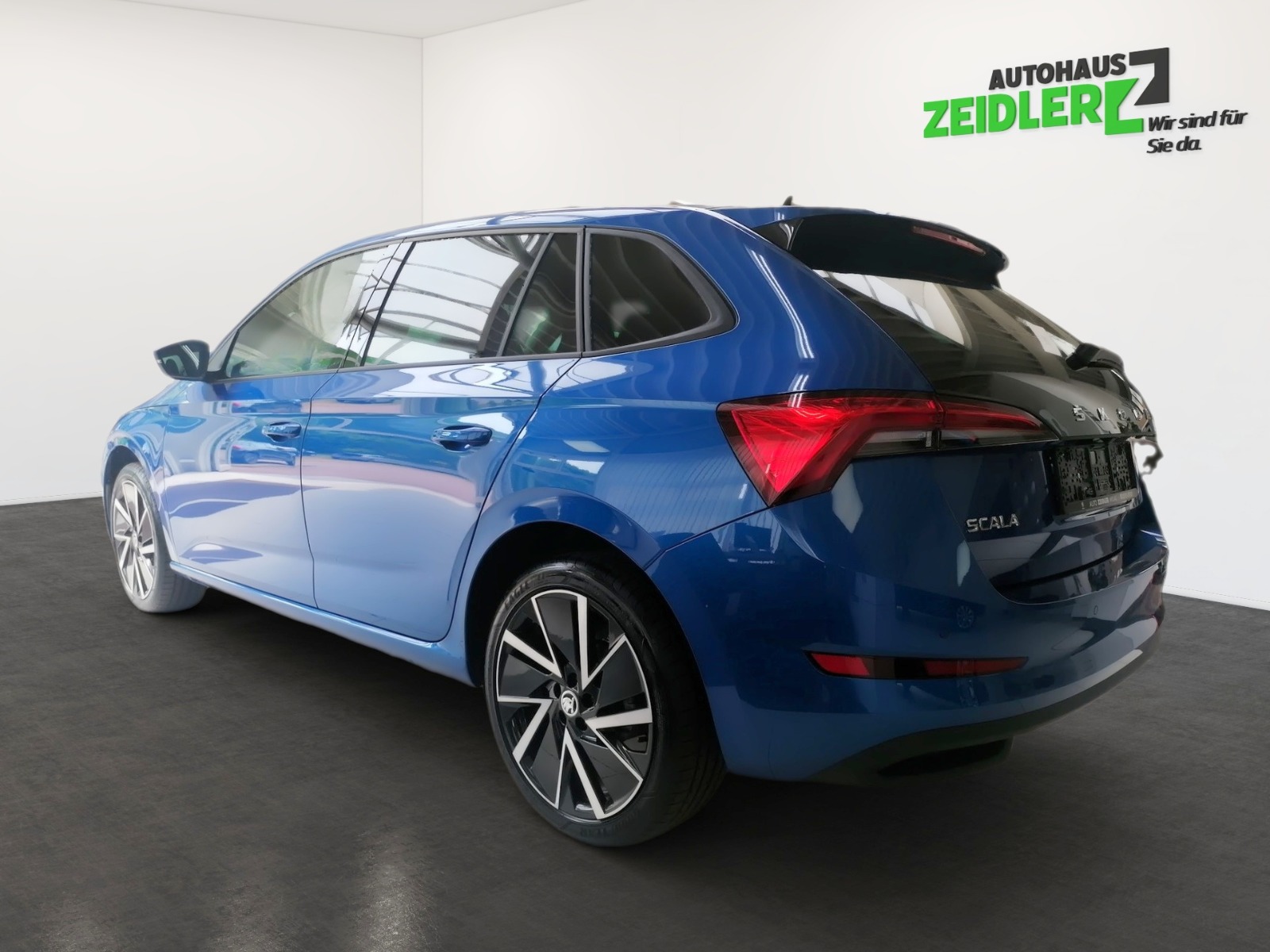 SKODA Scala 1.5 TSI Style Sport LED KEY NAVI RFK SHZ Bild 2