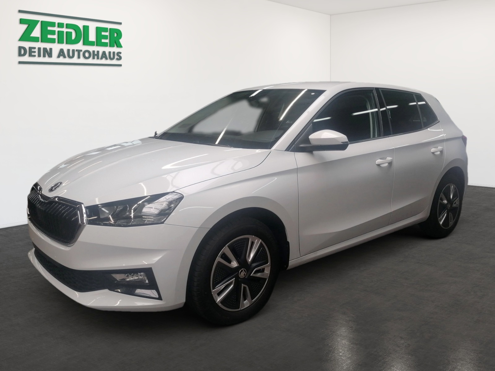Skoda Fabia IV 1.5 TSI DSG Style KA LED PDC RFK SHZ VC