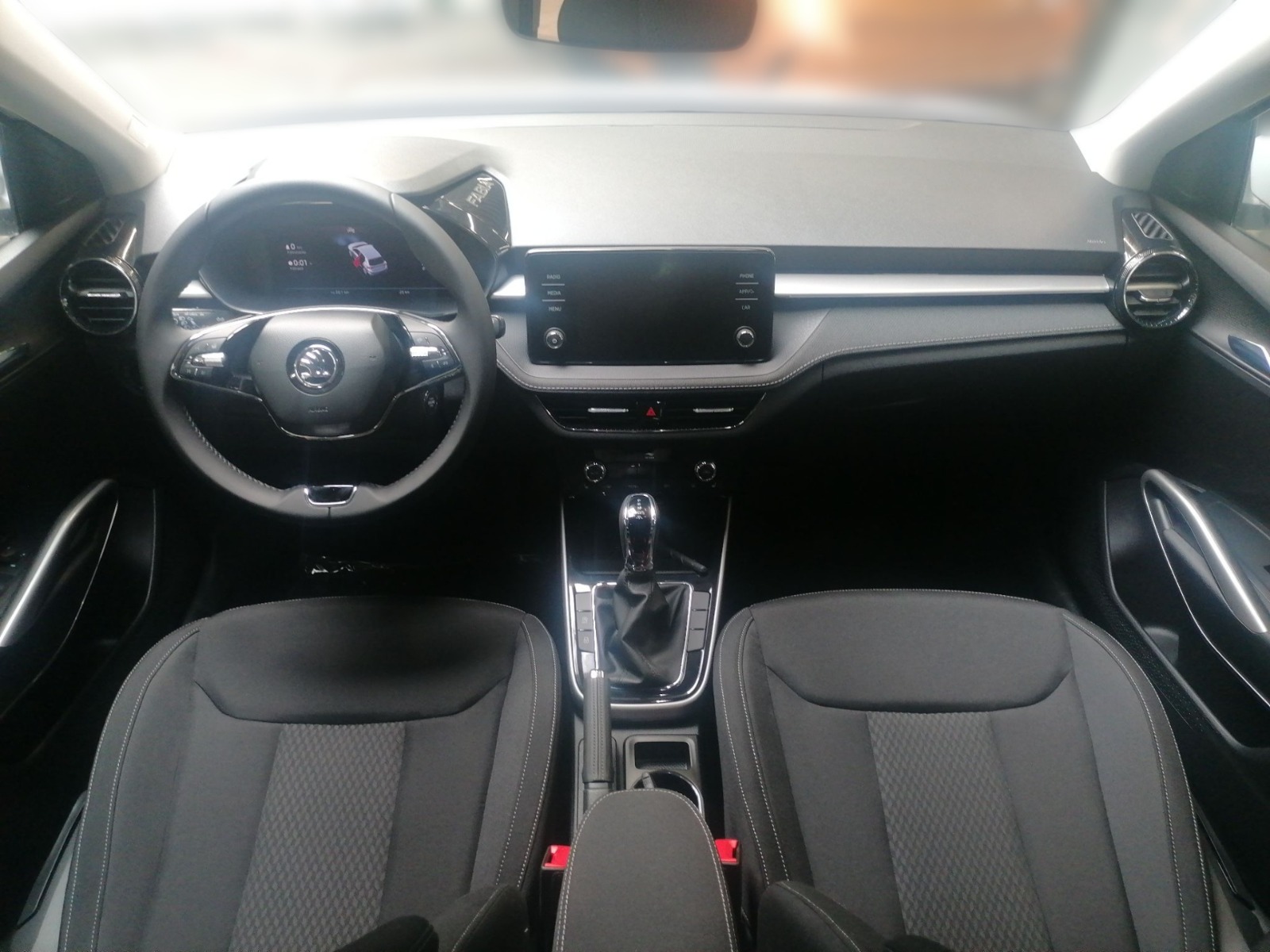 Skoda Fabia IV 1.5 TSI DSG Style KA LED PDC RFK SHZ VC Bild 10