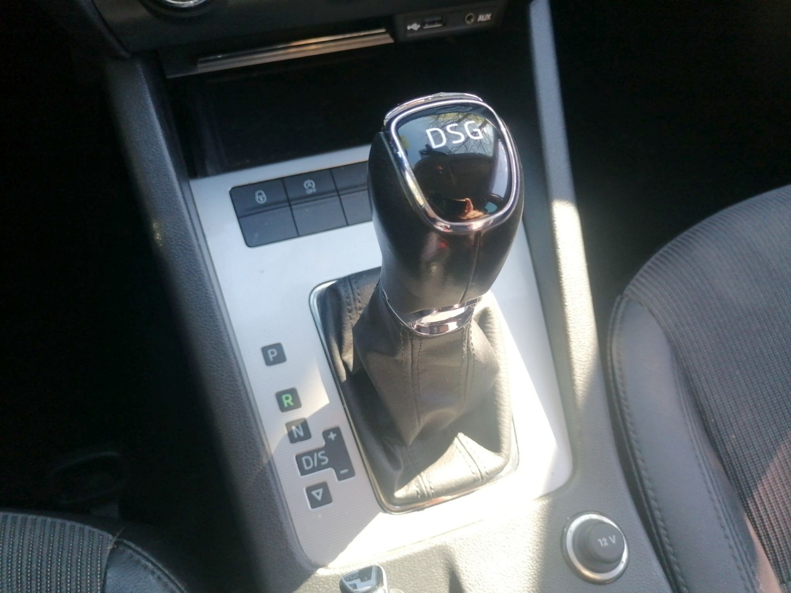 SKODA Octavia Combi 2.0 TDI DSG Elegance AHK NAVI SHZ Bild 20